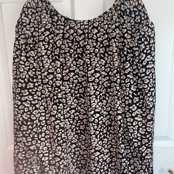 4X leopard too with ruffles long sleeves - Picture 4 of 4